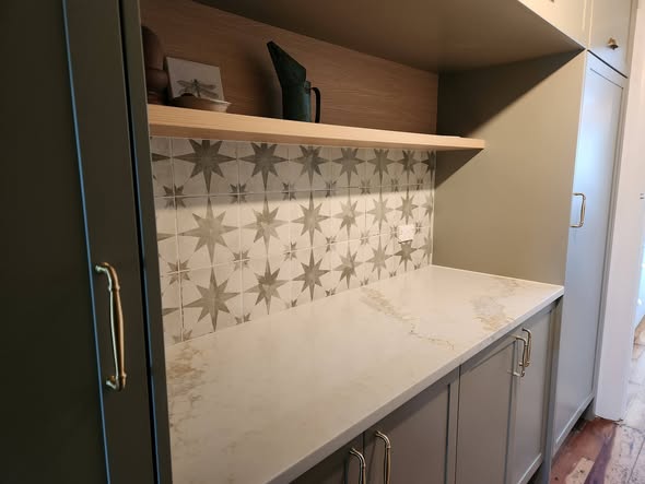 Monochrome star pattern Moroccan feature tile splashback